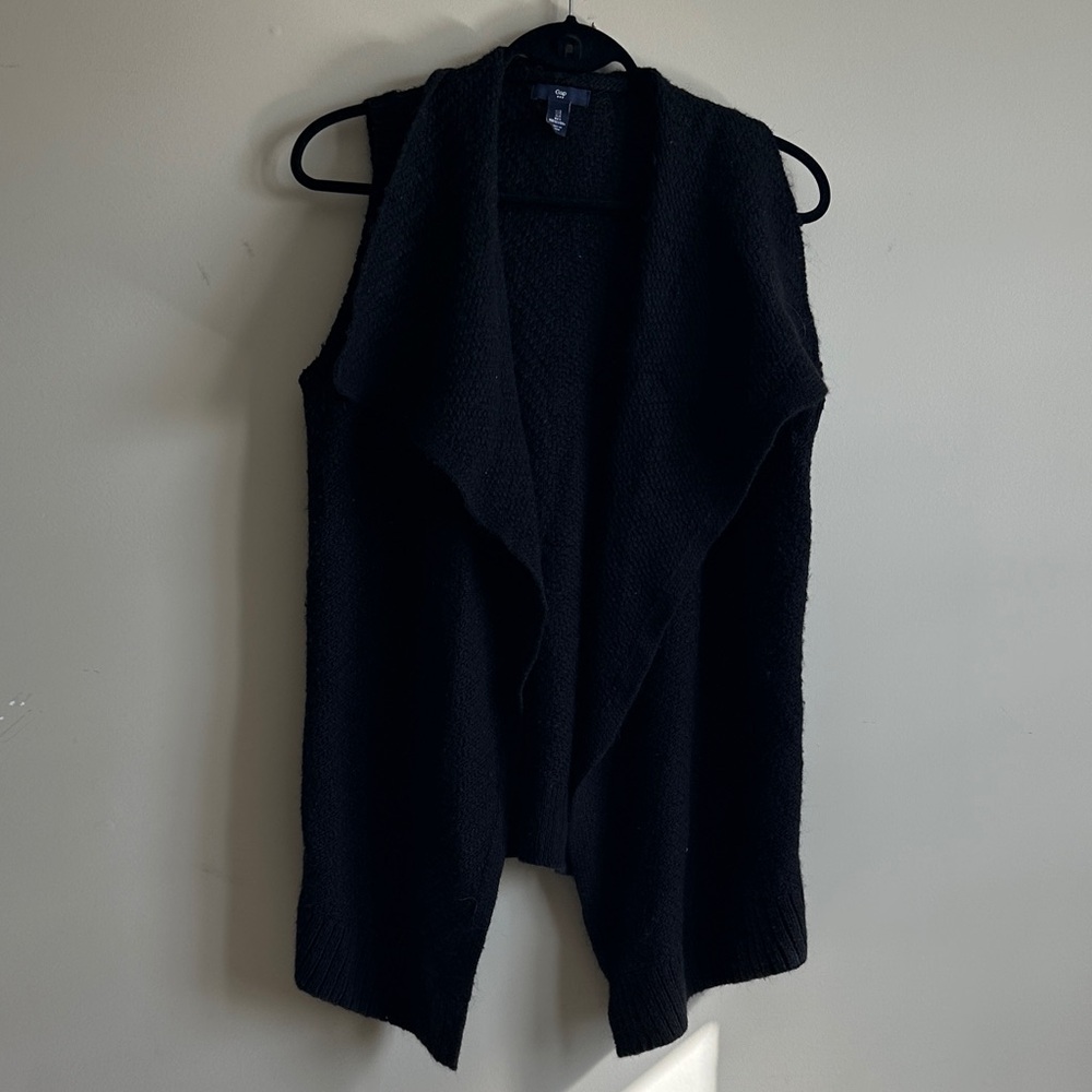 Gap knit Black Sleeveless Open Front Sweater Vest